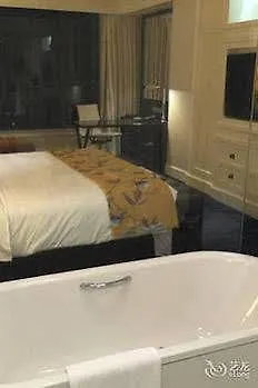Home Inn Shanghai Hongqiao Terminal Jinshajiang Road Changfeng