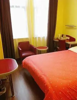 ** Hotel Home Inn Shanghai Hongqiao Terminal Jinshajiang Road Changfeng Čína