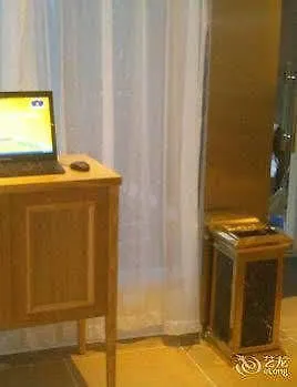 Home Inn Shanghai Hongqiao Terminal Jinshajiang Road Changfeng